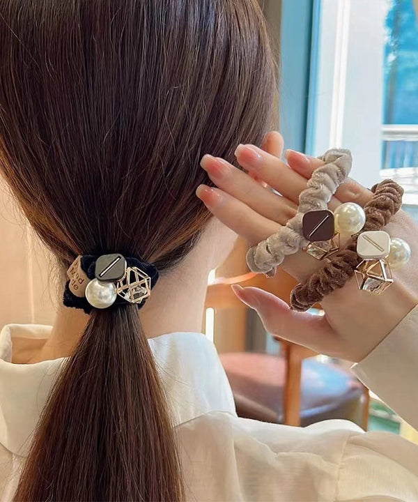 Darcywear レディース 韓国風 シック シンプル パール ファッション 着回し ヘアアクセサリー